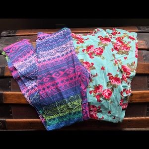 2 for $15!! Bright and fun leggings!! 💞🌹☀️